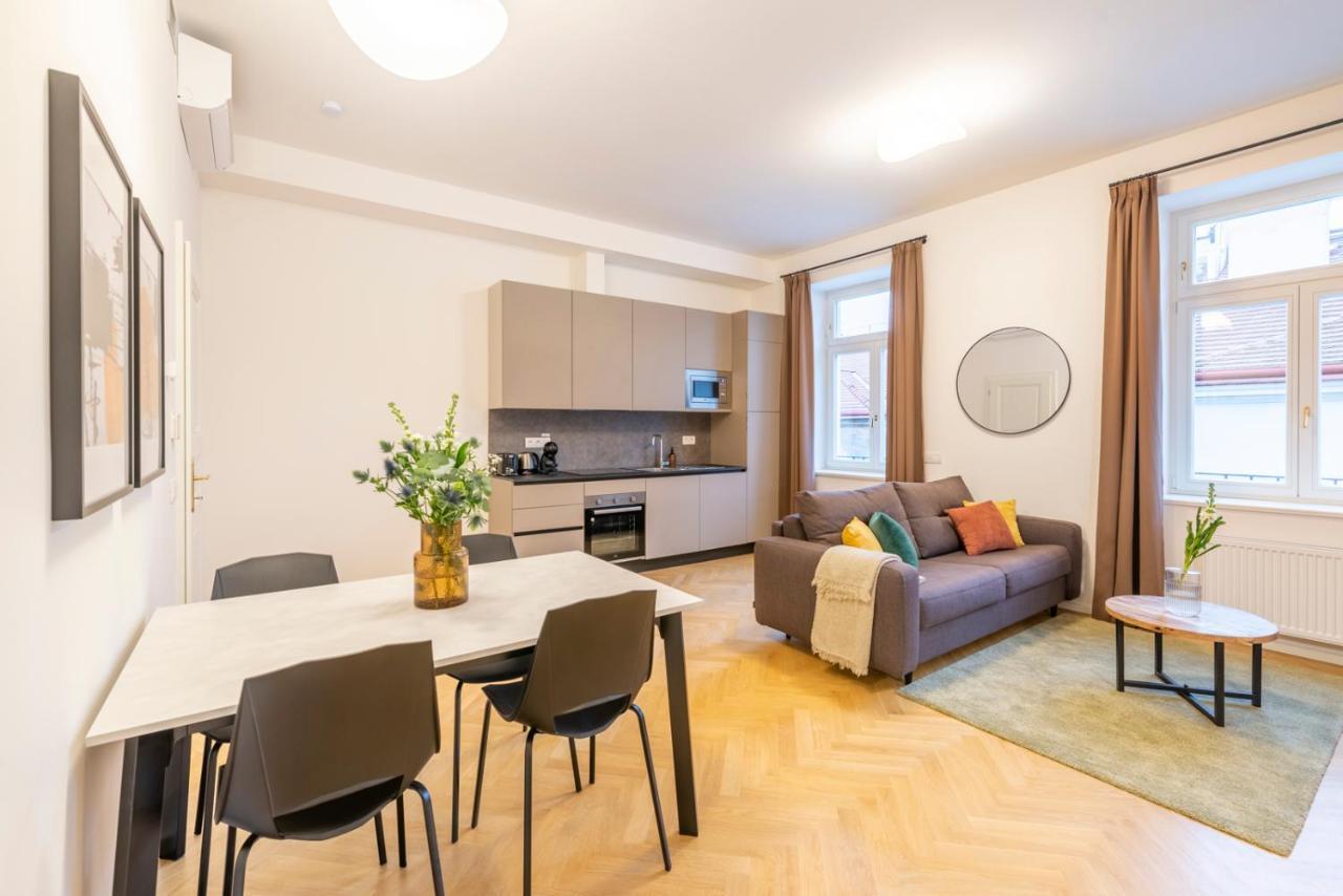 براغ Petrin Tower Residence المظهر الخارجي الصورة